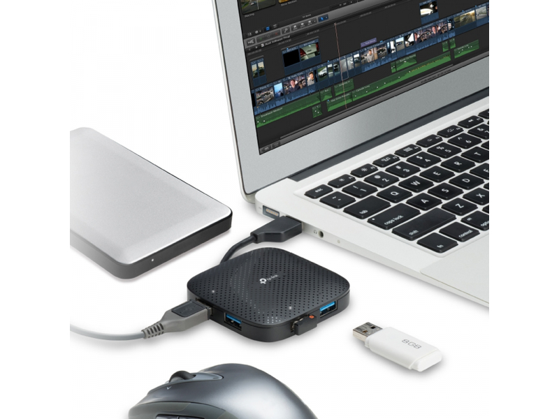 TP-Link Hub USB 4 porte USB 3.0 fino a 5 Gbps UH400