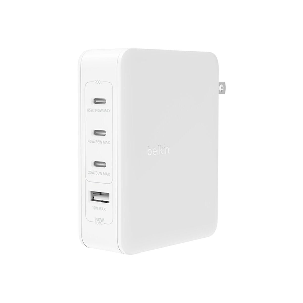 Belkin BoostCharge Pro Universale Bianco AC Interno (140W 4-PORTS USB GAN WALL - CHARGER WITH UK/EU/US PLUG TIPS)