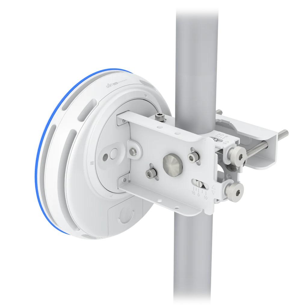 Ubiquiti UBB-XG-EU | Bridge | UniFi, 60GHz, 5GHz backup, SFP+, RJ45 1Gbps PoE++