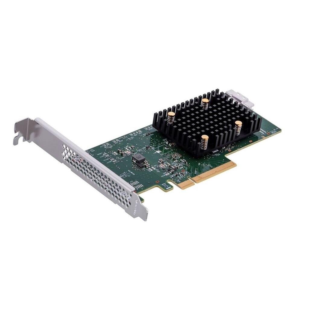 Broadcom HBA 9500-8i scheda...