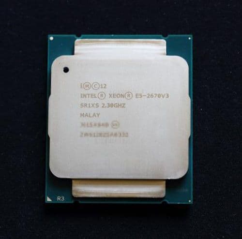 Processore Intel Xeon 8C Modello E5-2670 115 W 2,6 GHz/ 2,6 GHz/1600 MHz/20 MB