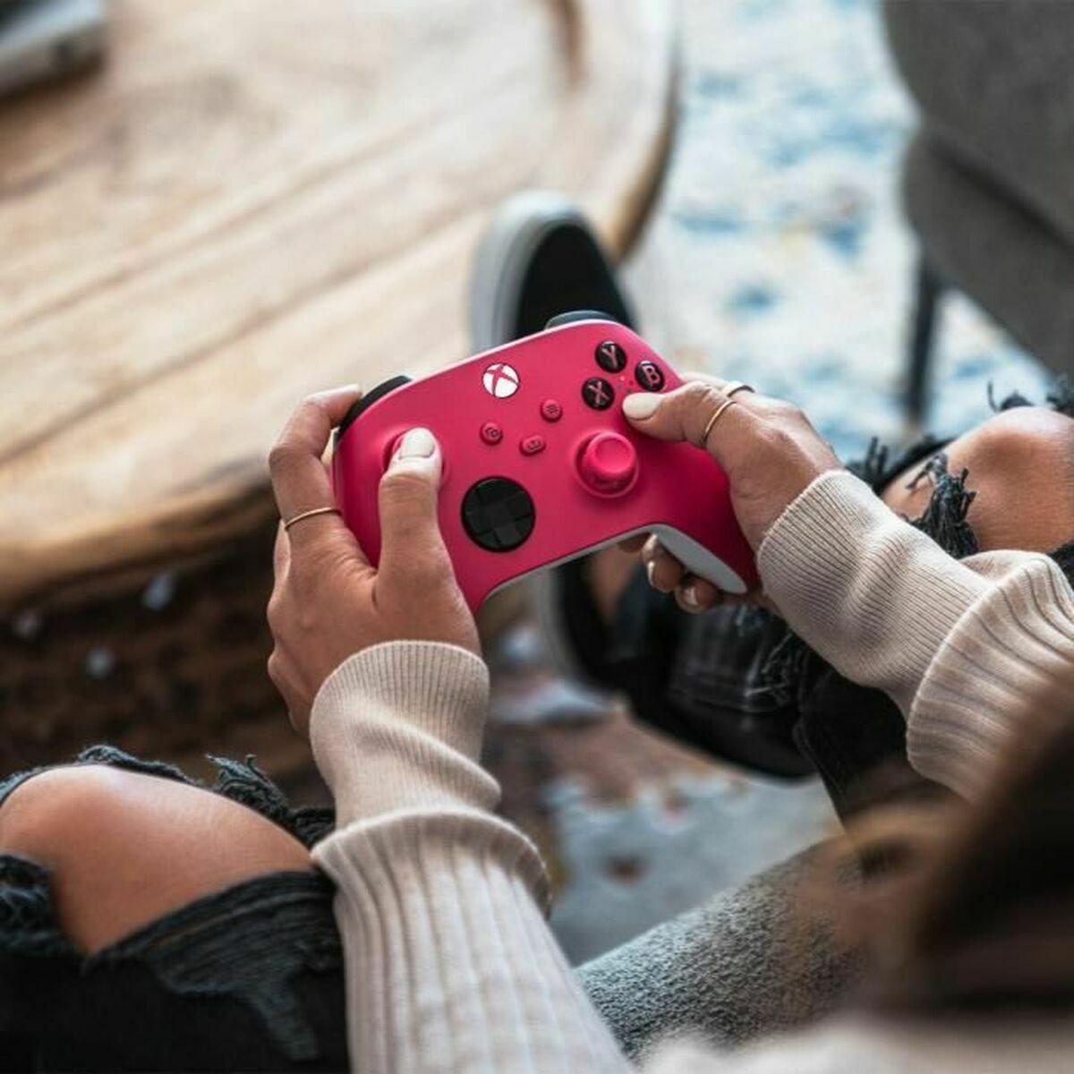 Typ Gamepad Kompatibilitt Xbox Series X Xbox One PC iOS Android Anbindung kabellos Stromversorgung 2x AA