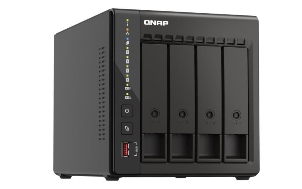 NAS assemblato QNAP Tower TS-453E-8G 64TB (4x16TB) con HDD WD Red PRO