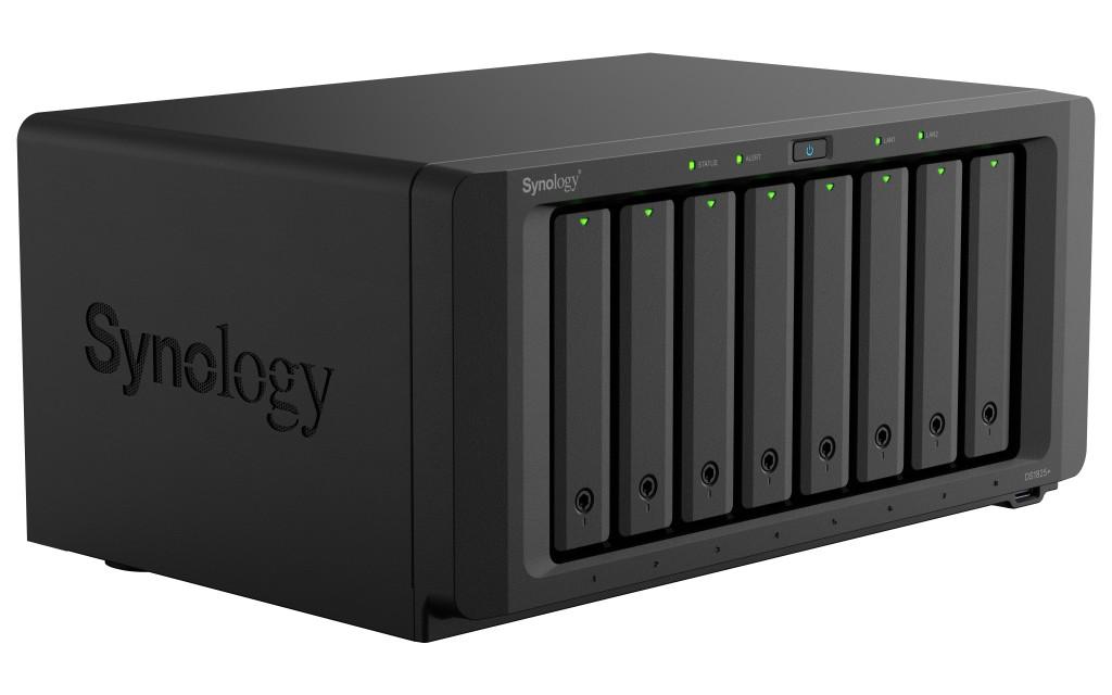 NAS assemblato Synology DS1825+ 32TB (8x4TB)con HDD Synology HAT 33xx
