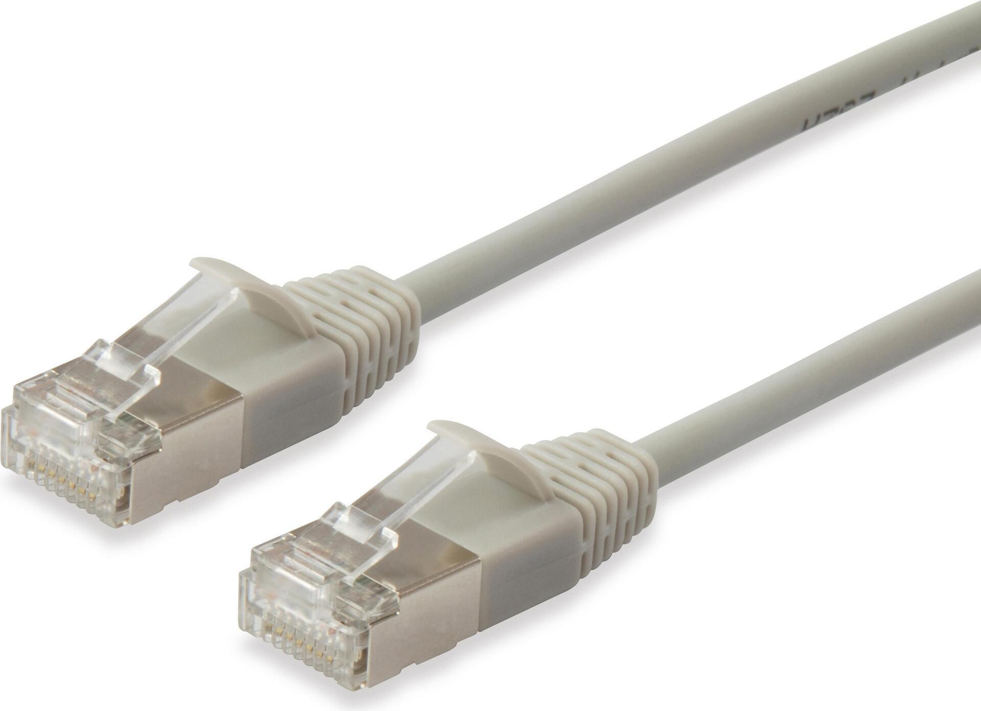 Equipaggiare slim - cavo patch - rj -45 (m) a rj -45 (m) - 1 m - s/ftp - cat 6a - a forma senza gancio - beige