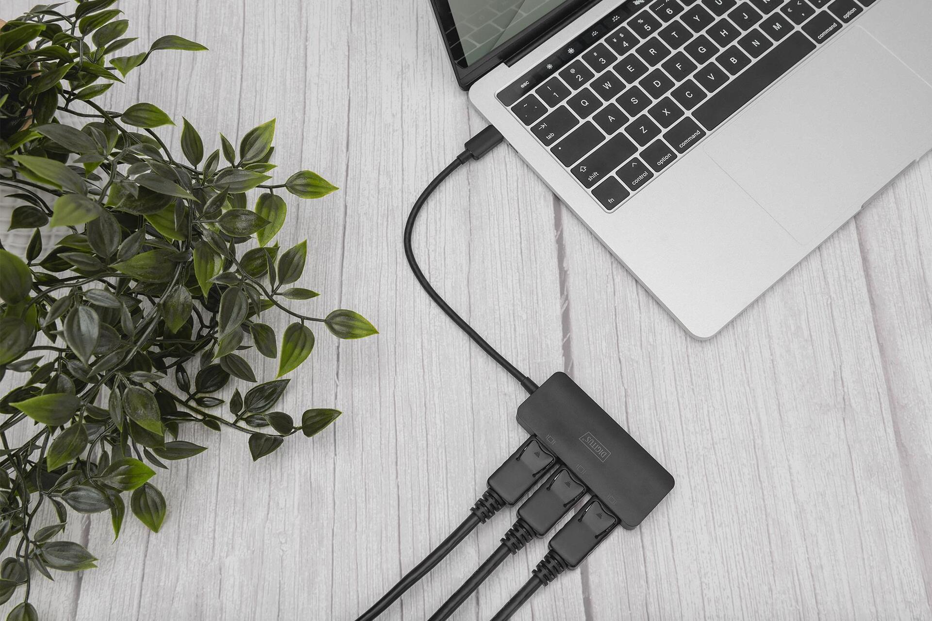 DIGITUS Hub video MST a 3 porte (USB-C - 3 DisplayPort)