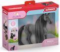 schleich HORSE CLUB Sofias Beauties Beauty Horse Criollo Definitivo Mare (SCHLEICH Horse Club Beauty Horse Criollo Definitivo M