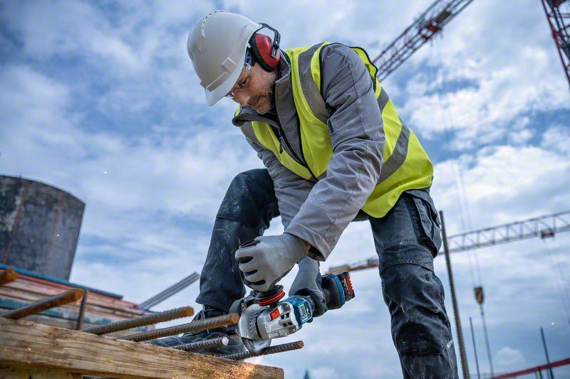 Bosch GWS 18V-15 PSC...