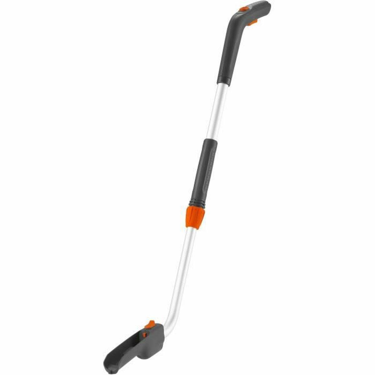 Manico telescopico Gardena 09859-20 comprensivo di ruote