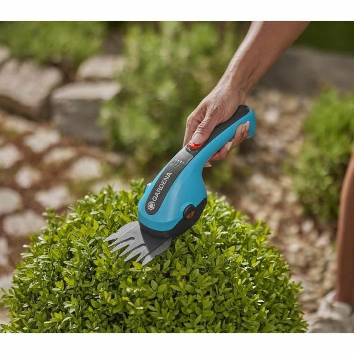GARDENA 09885-20.000.00 set cesoie per erba e arbusti a batteria ClassicCut Li