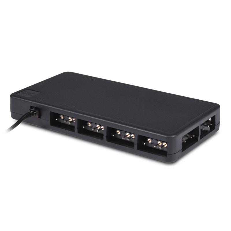 Splitter DRGB a 3 pin Alphacool Core 11x con connettore di alimentazione SATA (25669)