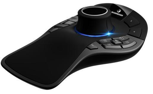 SpaceMouse Pro ist eine professionelle 3D Maus. Durch ihr optimiertes ergonomisches Design und die innovative Bildschirmanzeige
