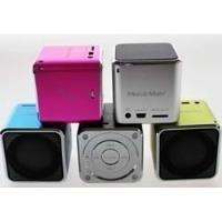 Technaxx Mini Musicman SoundStation Silver - Mini Storker / Stazione audio portatile con lettore MP3 in costruzione - Silver