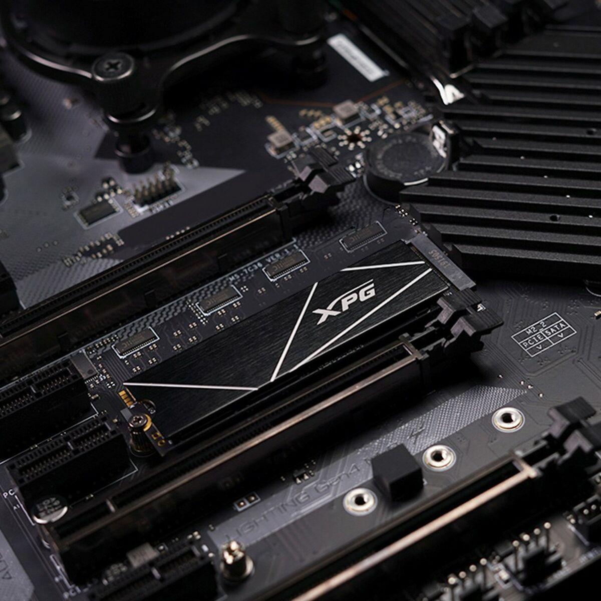 XPG GAMMIX S70 BLADE M.2 512 GB PCI Express 4.0 3D NAND NVMe (ADATA 512GB XPG GAMMIX S70 Blade M.2 NVMe SSD M.2 2280 PCIe 4.0 3