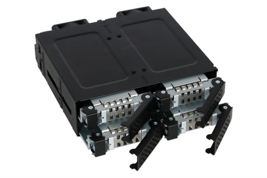 IcyDock Rack robusto in metallo rimovibiler 4 bays de SSD 2.5? U.2 NVMe in una postazione sterna di 5.25?