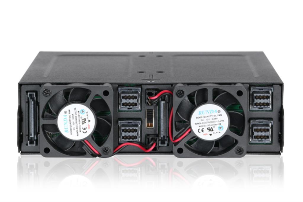 IcyDock Rack robusto in metallo rimovibiler 4 bays de SSD 2.5? U.2 NVMe in una postazione sterna di 5.25?