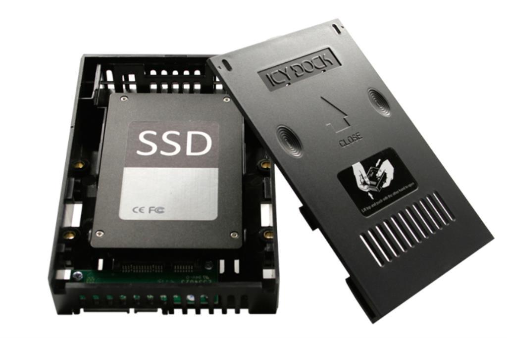 IcyDock EZConvert MB882SP-1S-2B - Light Weight 2.5" to 3.5" SATA (22pin) HDD & SSD Converter / Mounting Kit for Internal 3.5" D