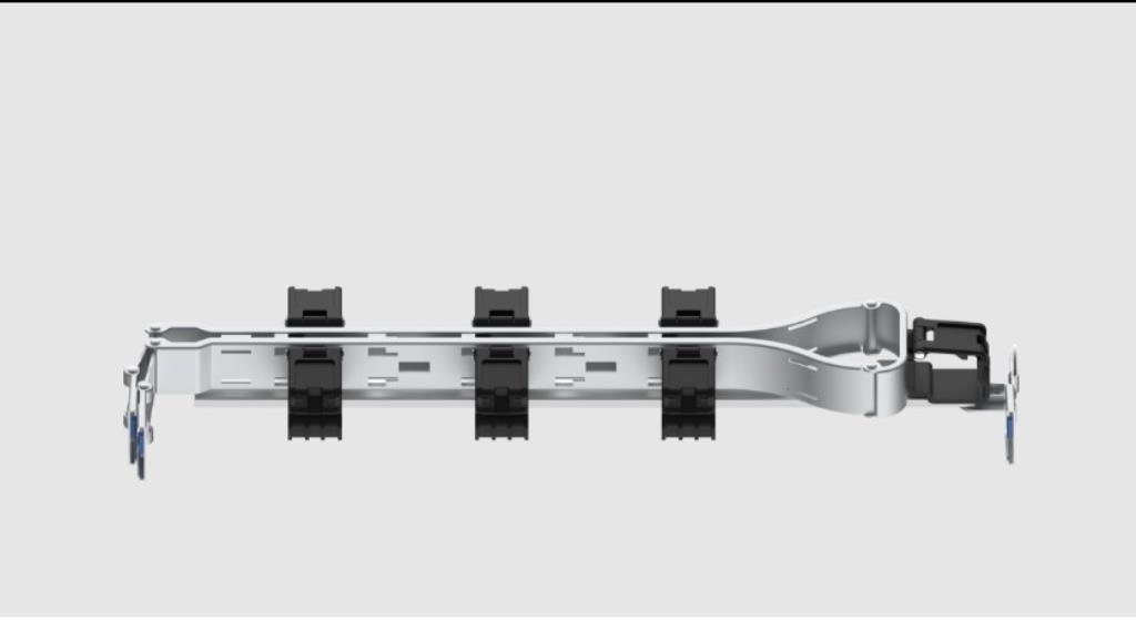 Synology "Cable Management Arm" che pu essere installato sull RKS-02 facilita la gestione e l archiviazione dei cavi e consente