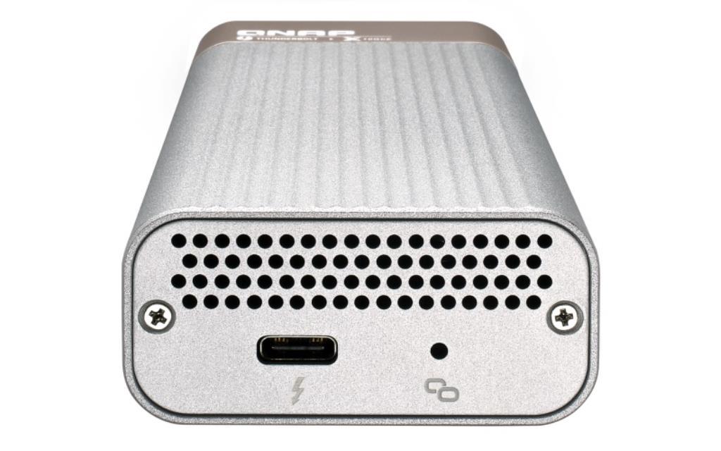 Adattatore QNAP da Thunderbolt 3 a 10GbE SFP+