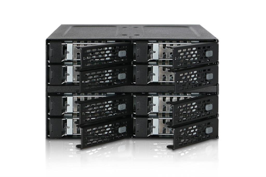 IcyDock ToughArmor - gabbia backplane robusta interamente in metallo a 8 alloggiamenti per SSD/HDD SATA/SAS da 2,5", per 2 allo