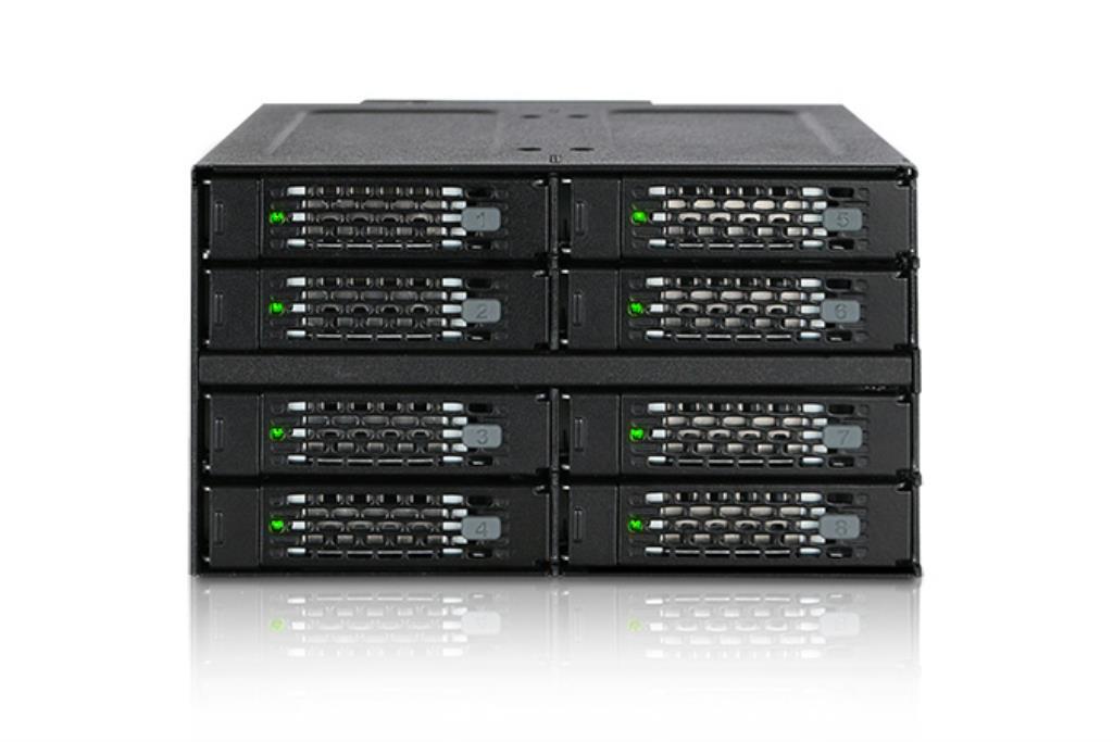 IcyDock ToughArmor - gabbia backplane robusta interamente in metallo a 8 alloggiamenti per SSD/HDD SATA/SAS da 2,5", per 2 allo