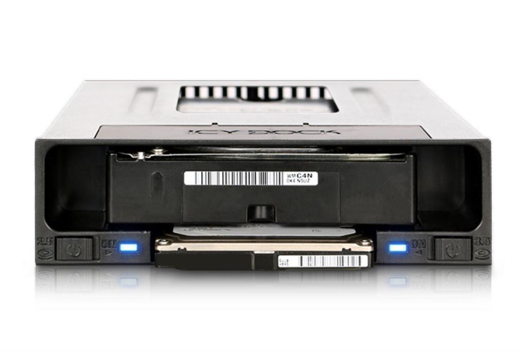 IcyDock Station per SSD o HDD 2,5" e 3,5" SATA /SAS per bay di dischi esterni da 5,25"