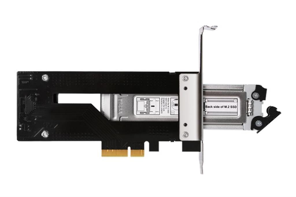 IcyDock controller PCIe 3.0 x4 con slot per 1 SSD NVMe M.2 removibile