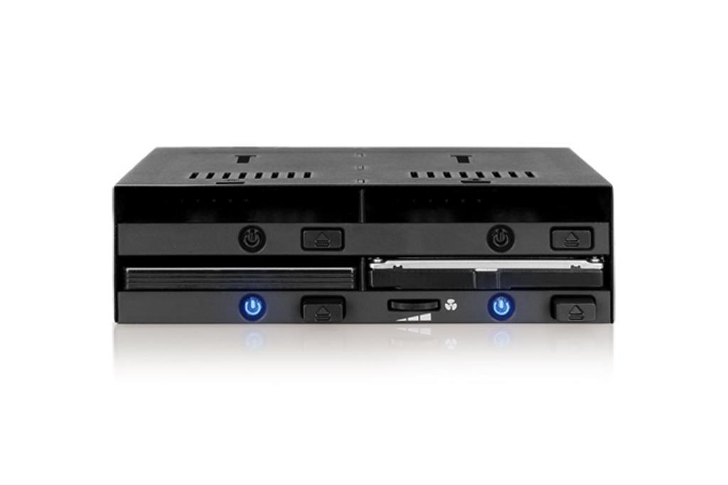 IcyDock FlexiDOCK - Rack rimovibile per 4 x SAS / SATA HDD / SSD 2,5 "in 5,25" bay (sostituisce MB524SP-B)