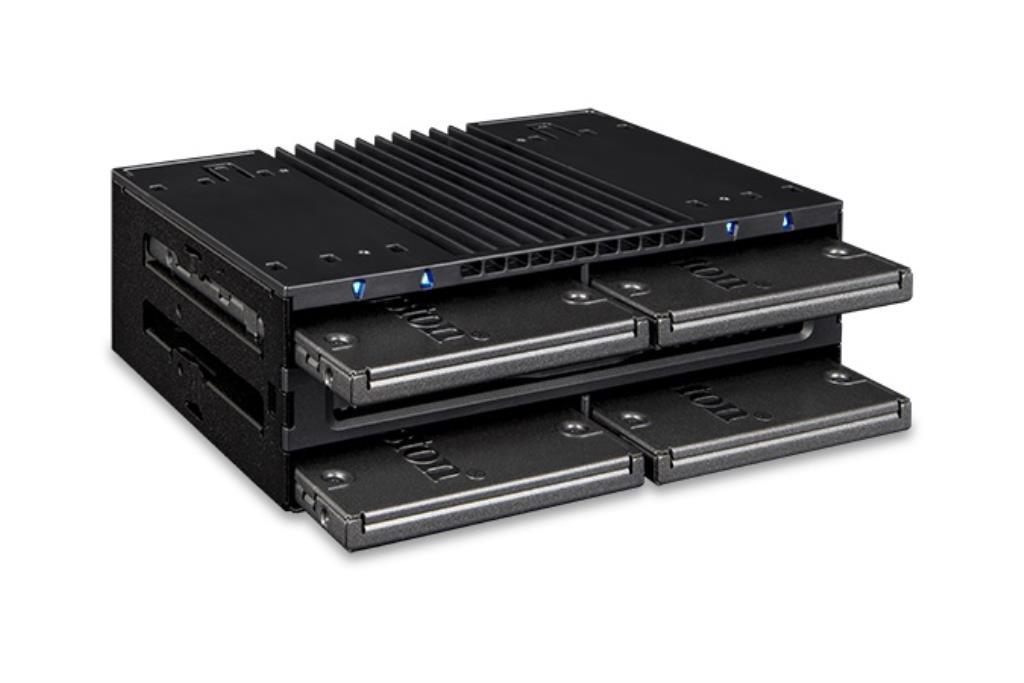 IcyDock FlexiDOCK -4 rack rimovibili SAS/SATA SSD/HDD da 2,5" senza vassoio per alloggiamento da 5,25"
