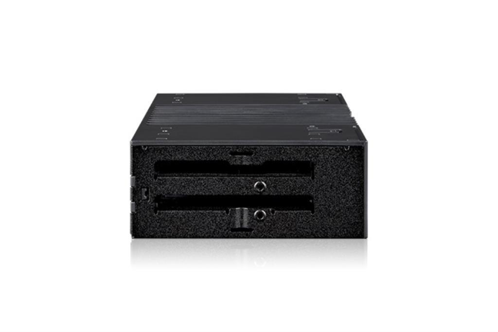 IcyDock FlexiDOCK -4 rack rimovibili SAS/SATA SSD/HDD da 2,5" senza vassoio per alloggiamento da 5,25"