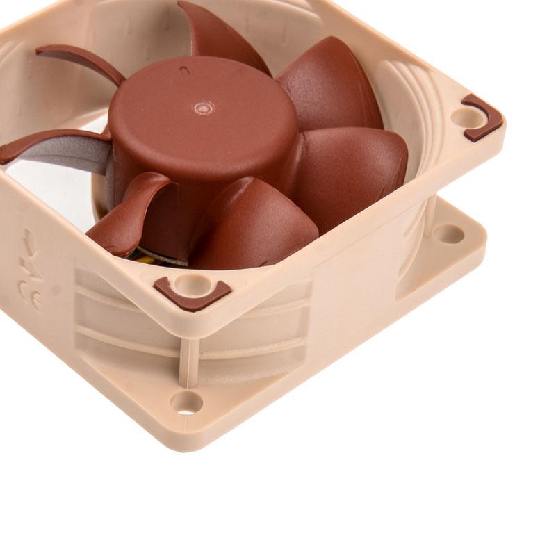 Noctua NF-A6x25 PWM Case per computer Ventilatore 6 cm Beige, Marrone (Noctua NF-A6x25-PWM Fan - 60mm)