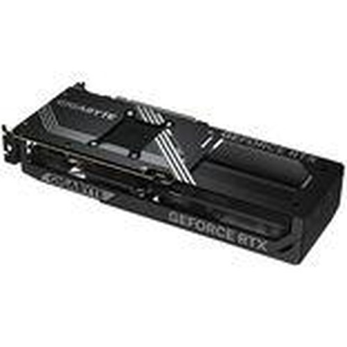 GIGABYTE GeForce RTX 5070 WINDFORCE SFF 12G Scheda grafica - 12 GB GDDR7, 192 bit, PCI-E 5.0, Frequenza core 2512 MHz, 3 x DP 2