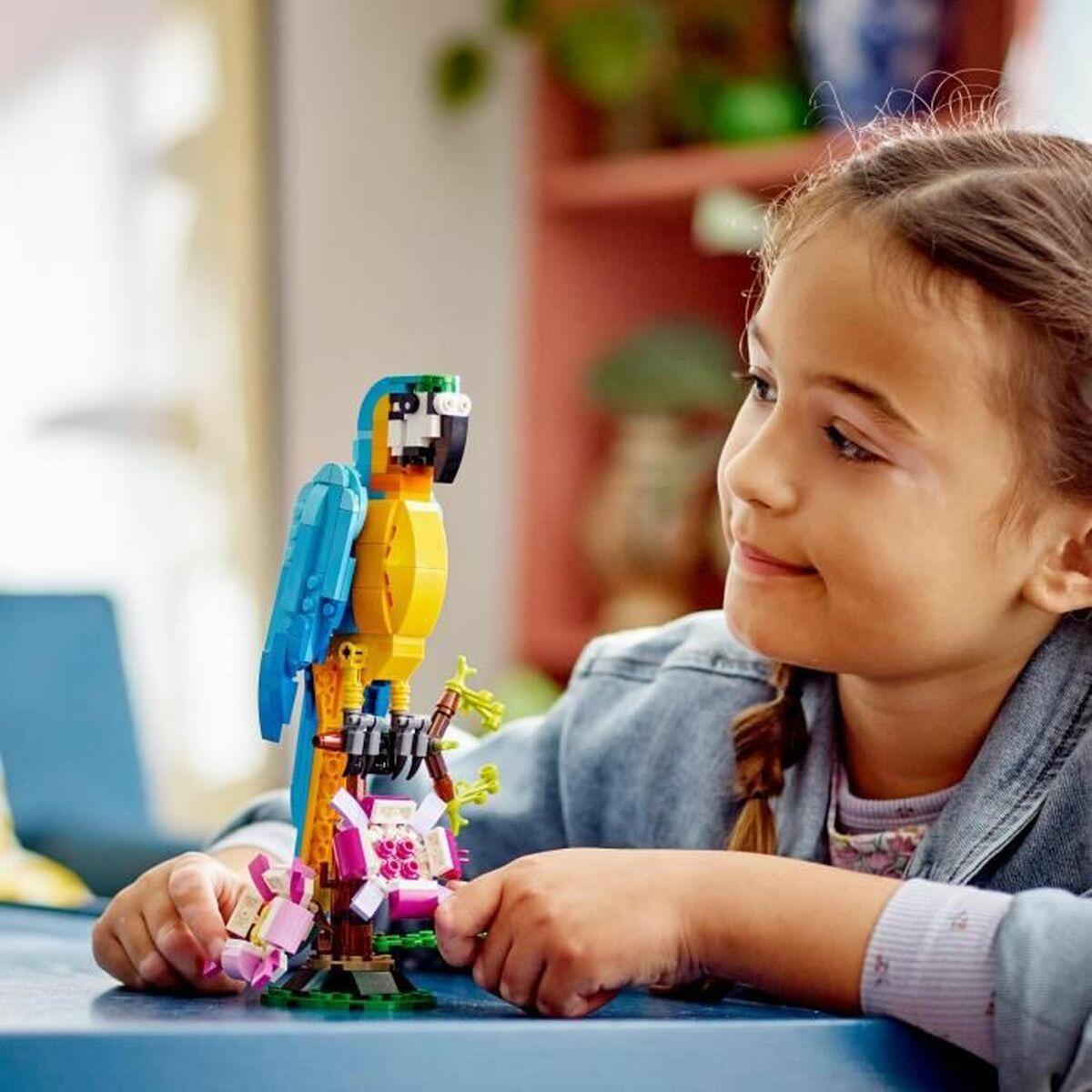 LEGO Creator - Pappagallo esotico (31136)