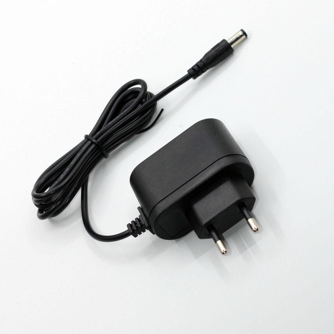 CoreParts MBXGP-AC0002 adattatore e invertitore Interno 12 W Nero (Power Adapter 12W 12V 1A - Plug 5.52.5 EU Wall 12W 12V - 1A