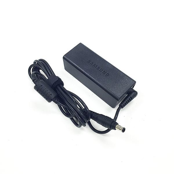 Samsung BA44-00313A adattatore e invertitore Nero