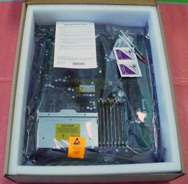 La scheda di sistema supporta Xeon 53xx