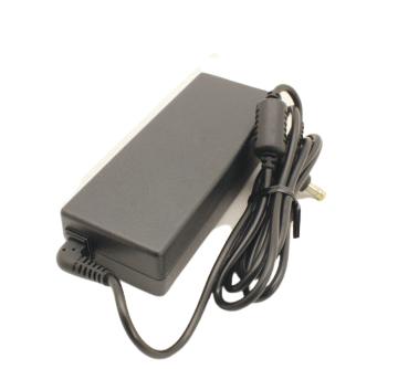 Fujitsu FUJ:CP742954-XX adattatore e invertitore Nero