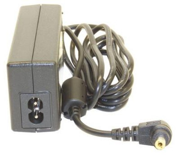 Fujitsu 34042173 adattatore...