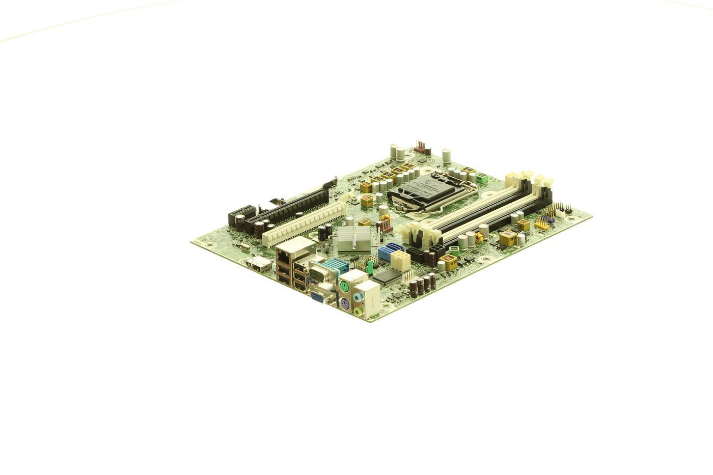 La scheda di sistema rp5800 s