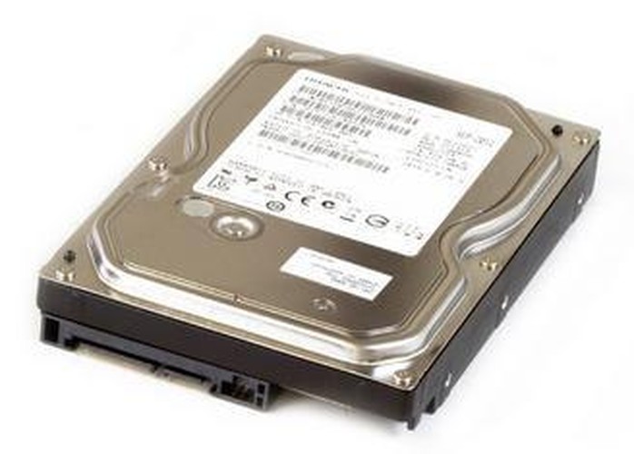 SATA III rigido da 500 GB...