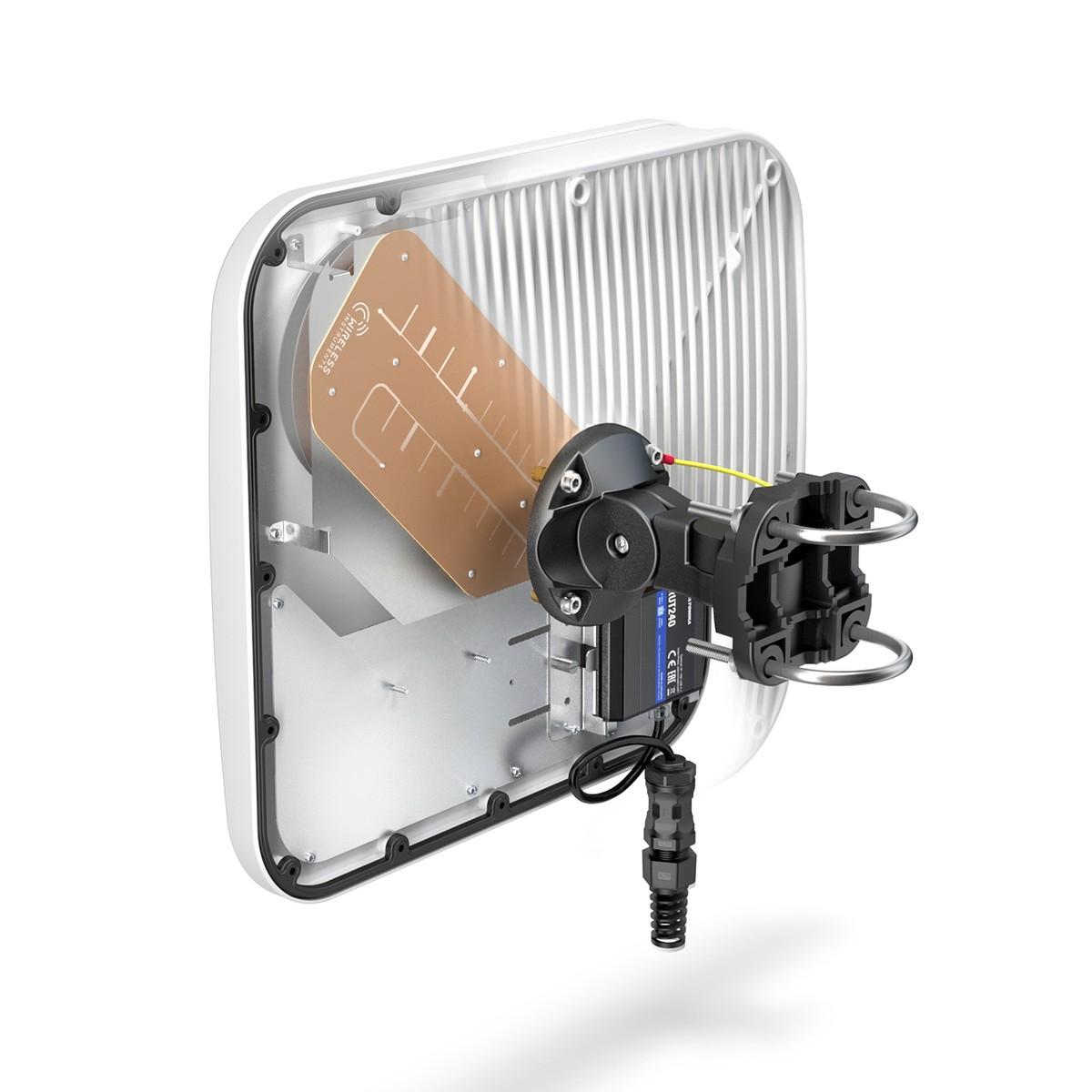 QuWireless QuMax XR AXRL...