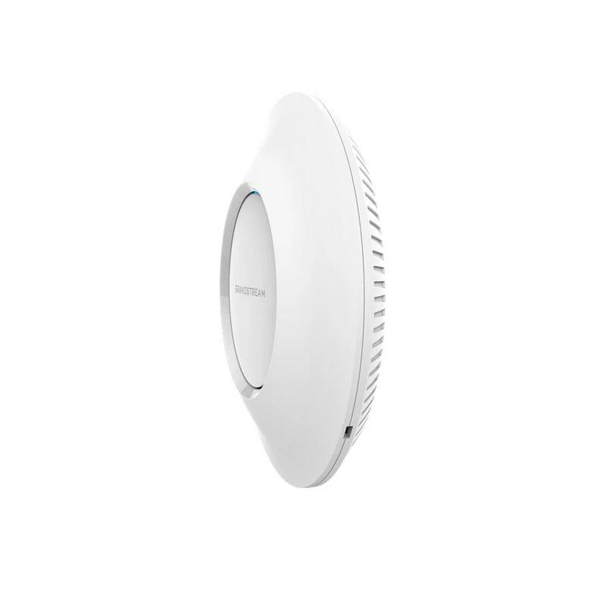 Ã¢â‚¬Â¢ 2.33 Gbps wireless throughput and 2 Gigabit wireline ports Ã¢â‚¬Â¢ Dual-band 4Ãƒâ€”4:4 MU-MIMO t