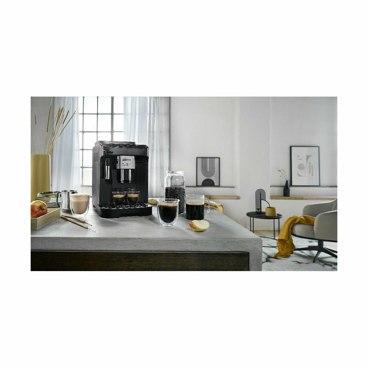 Leistung 1450W Produkttyp Automatische Kaffeemaschine mit Cappuccinatore Integriertes Mahlwerk Ja Formfaktor Freistehend Ge