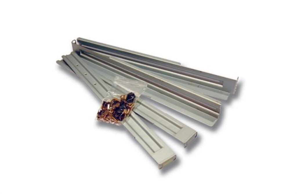 KIT POSIZIONAMENTO UPS IN ARMADIO RACK 19 COMPOSTO DA 2 STAFFE REGOLABILI IN LUNGHEZZA DA 45CM A 83CM - Peso max supportato 8