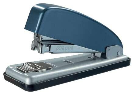 Cucitrice metallica Petrus 226 - Fino a 30 fogli - Chiusa aperta e con pinzatura a spillo - Colore blu/argento
