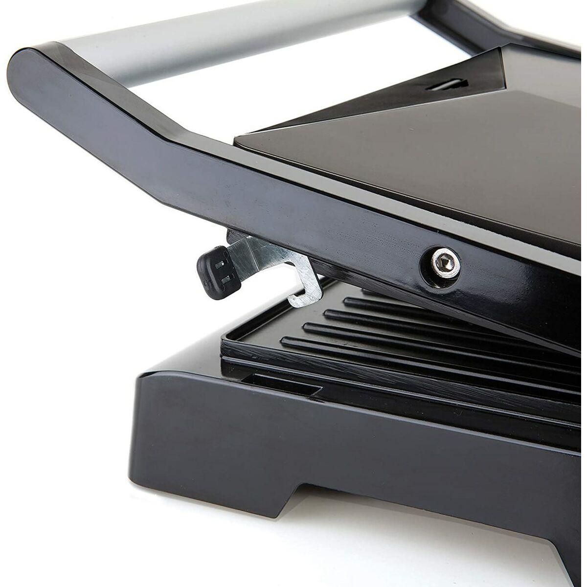 Macchina per panini Black+Decker BXGR1000E 1000 W, plastica, nera