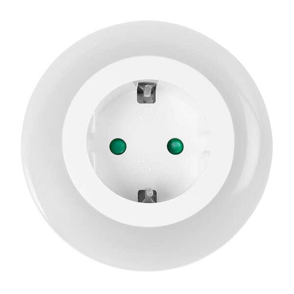 Spina Orbegozo EN 1400 con luce notturna a LED - 3 colori di luce - Protezione da sovraccarico - Ideale per i viaggi - Compatta