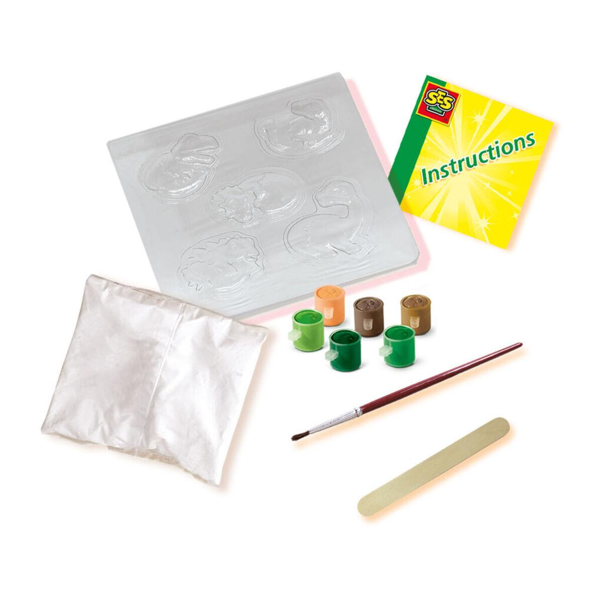 SES CREATIVE Dino Eggs Casting and Painting Set