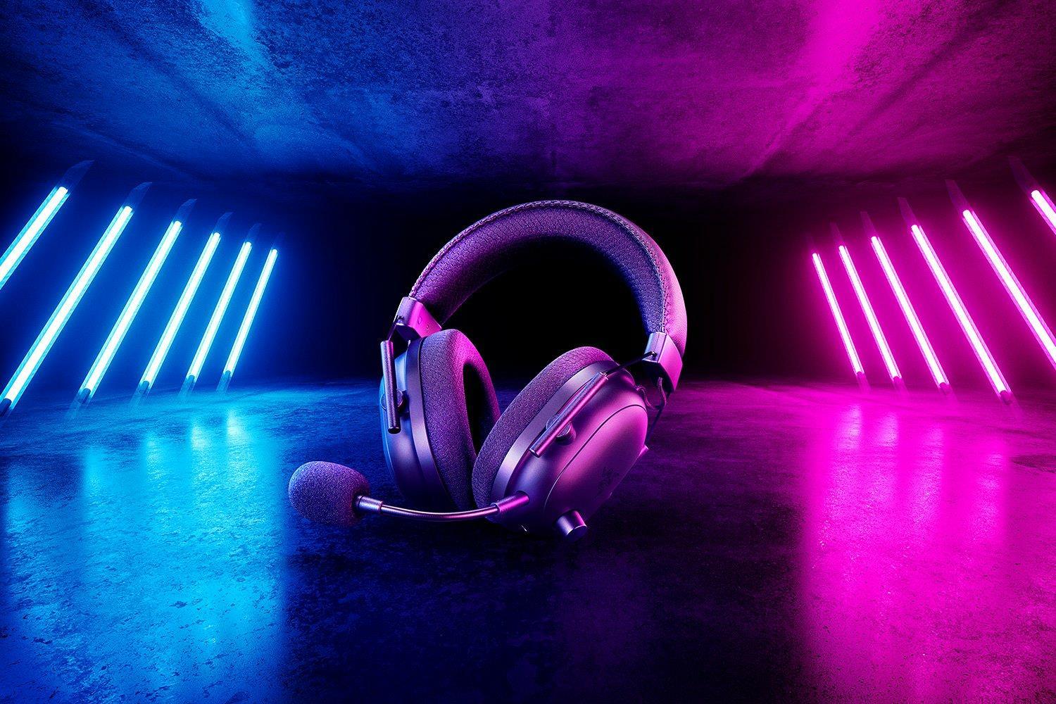 Razer BlackShark V2 Pro Auricolare Wireless A Padiglione Giocare Bluetooth Nero (RAZER BLACKSHARK V2 PRO XBOX W/L H/S BLK)