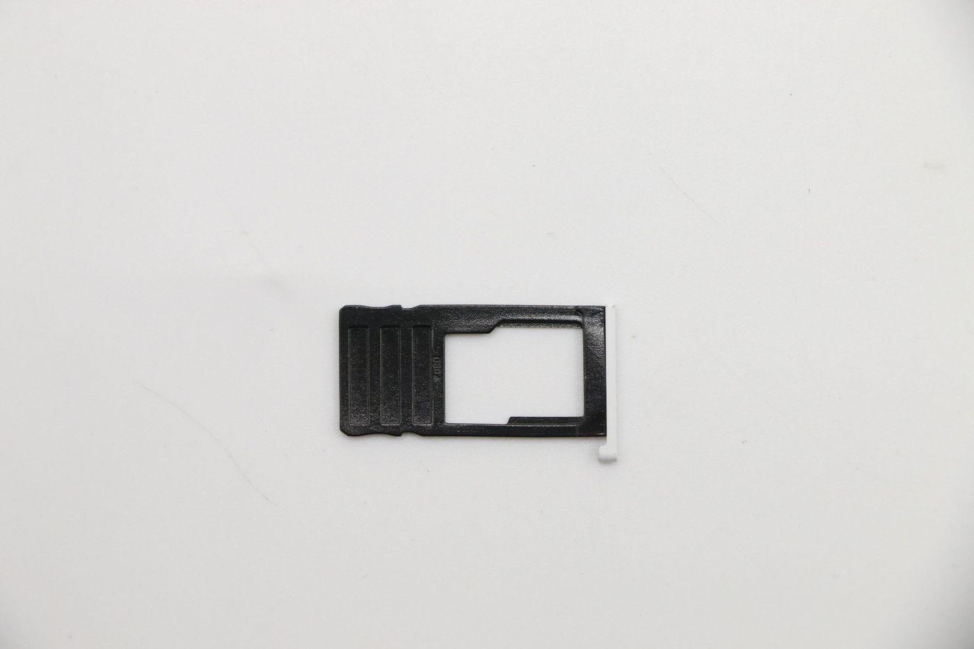 Presa TF/SIM (WIFI)B 80XF SW